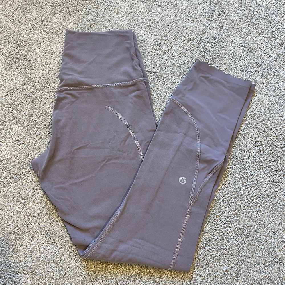LULULEMON ALIGN  HIGH-RISE PANT 25" *SCALLOP Violet Verbena Size 6